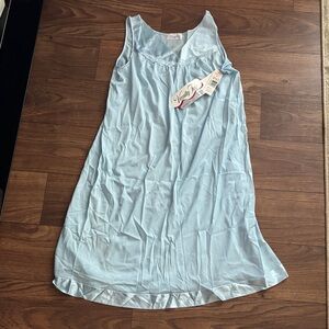 NWT Vanity Fair Light Blue Chemise Lingerie Dress Gown